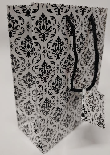 Tote Bags Glossy Black and White Damask Print, 100 count Size: 4x 4.5x 2.75 inches